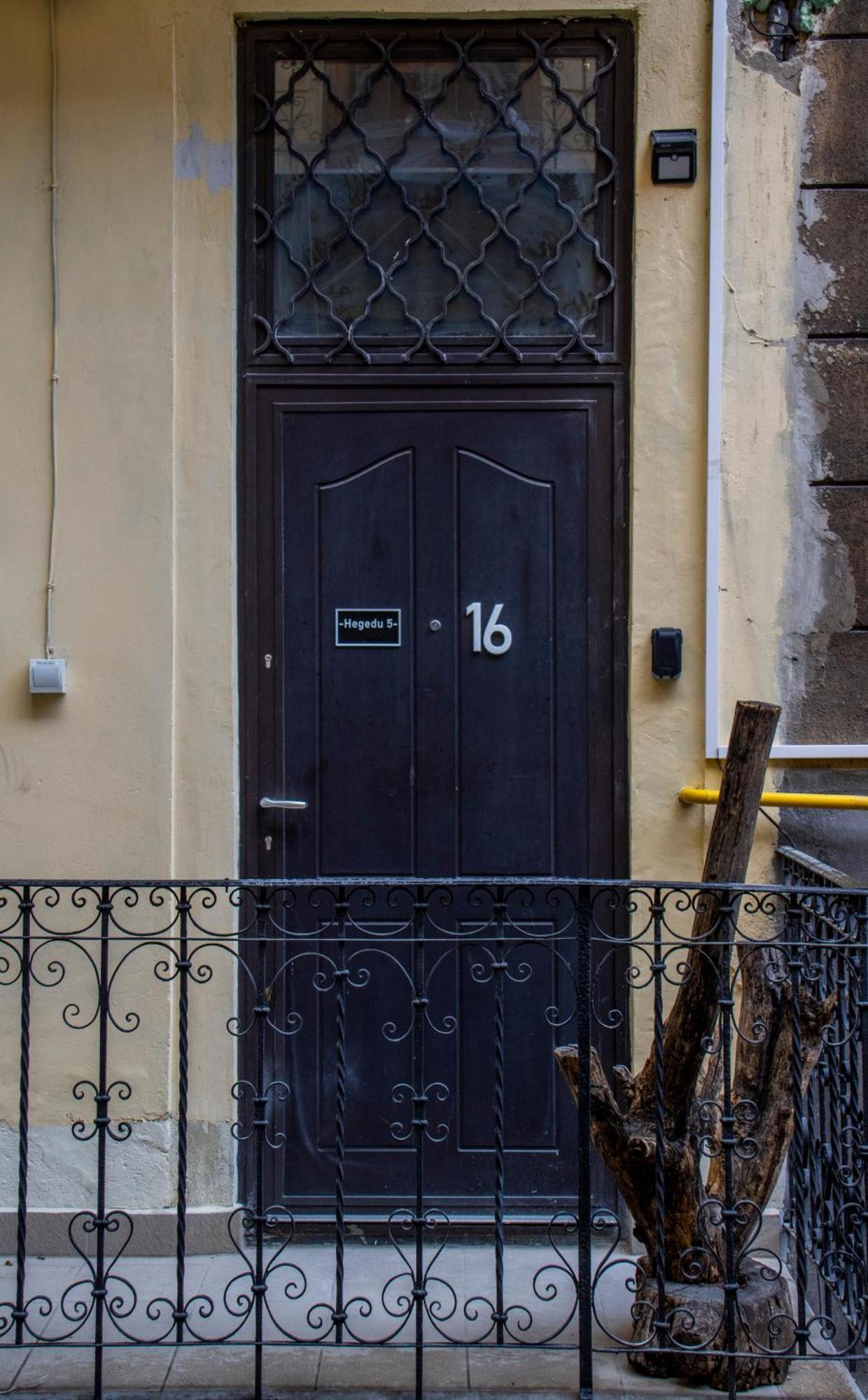 Hegedu 5 Apartamento