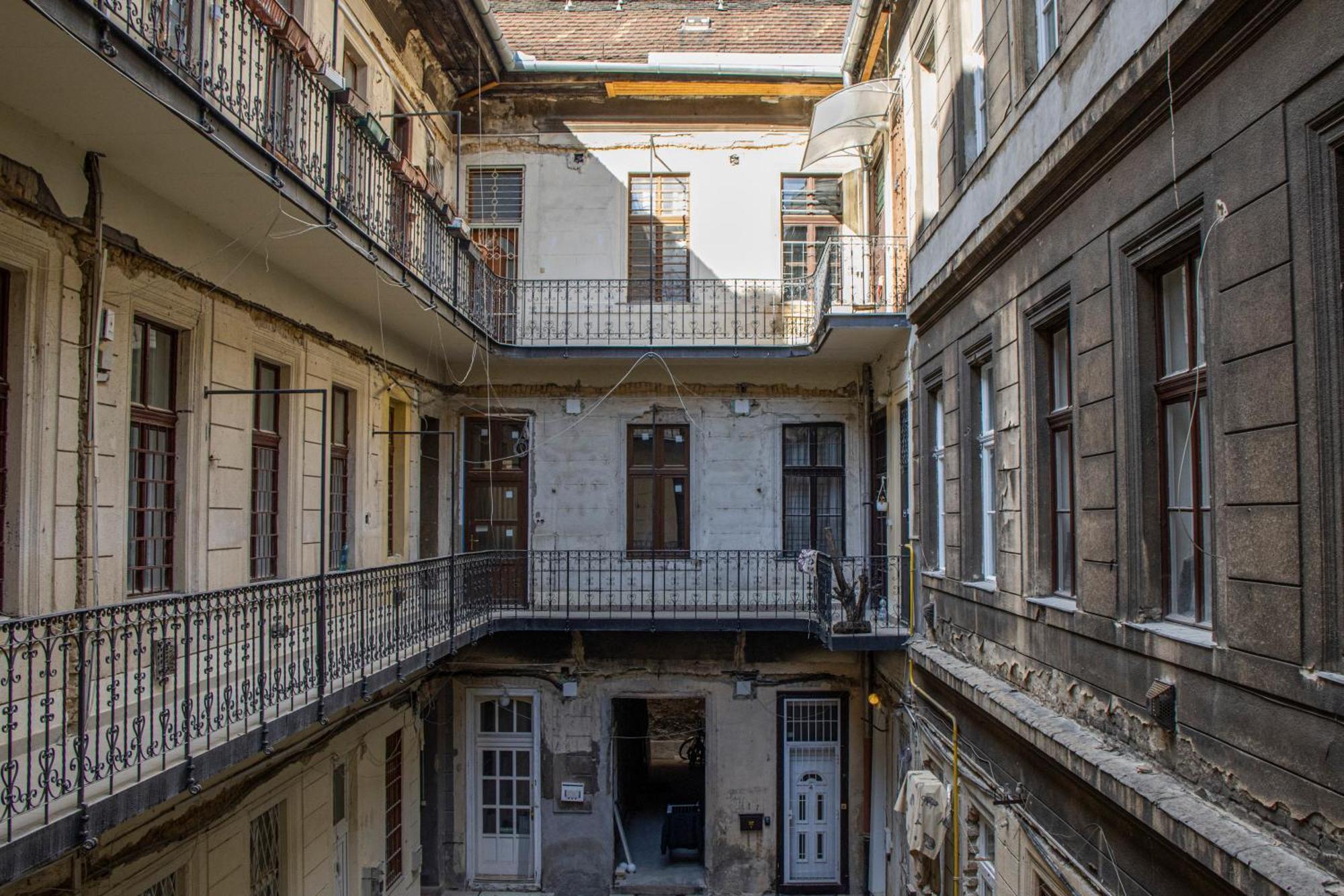 Hegedu 5 Apartament *